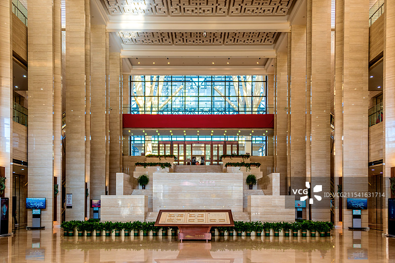 中国河北石家庄河北博物院大厅内景图片素材
