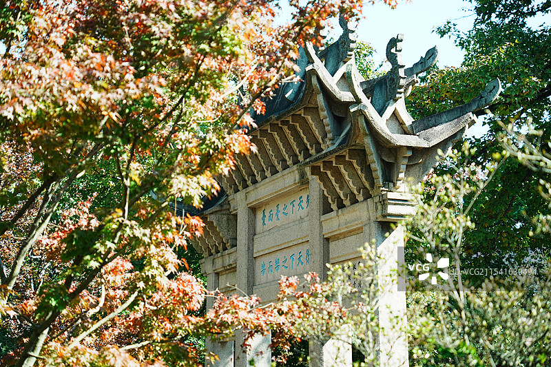 天平山范仲淹纪念馆牌坊图片素材
