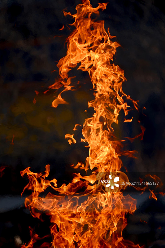 烈火重生图片素材