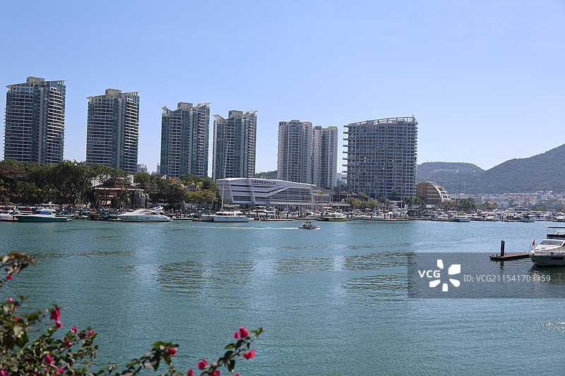 海南三亚，游船码头，三亚河，凤凰岛，白鹭公园，红土地，夜景，吉阳大路，夕阳，热带植物图片素材