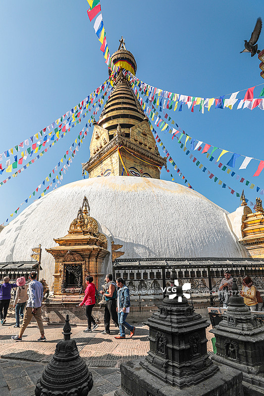 尼泊尔猴庙之转佛塔图片素材
