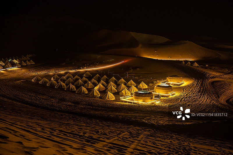 沙漠营地夜色图片素材