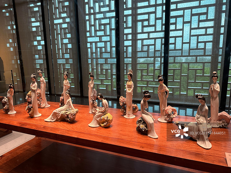 金陵十二钗 雕塑图片素材