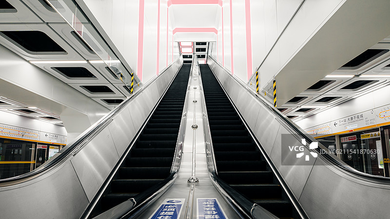 地铁扶梯图片素材