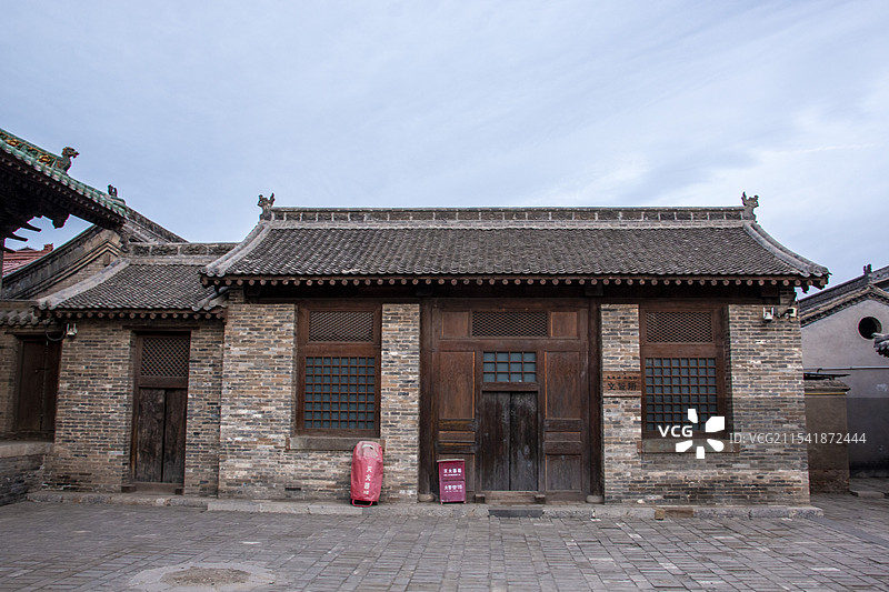 山西长治偏僻角落的重点保护建筑五龙庙图片素材