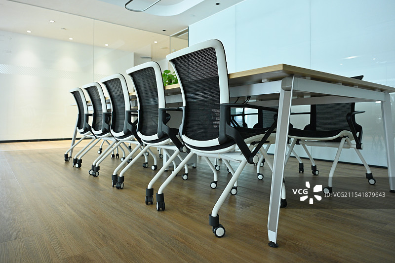 现代会议室布置图片素材