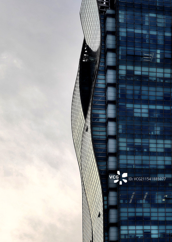 海浪一般的建筑外立面图片素材