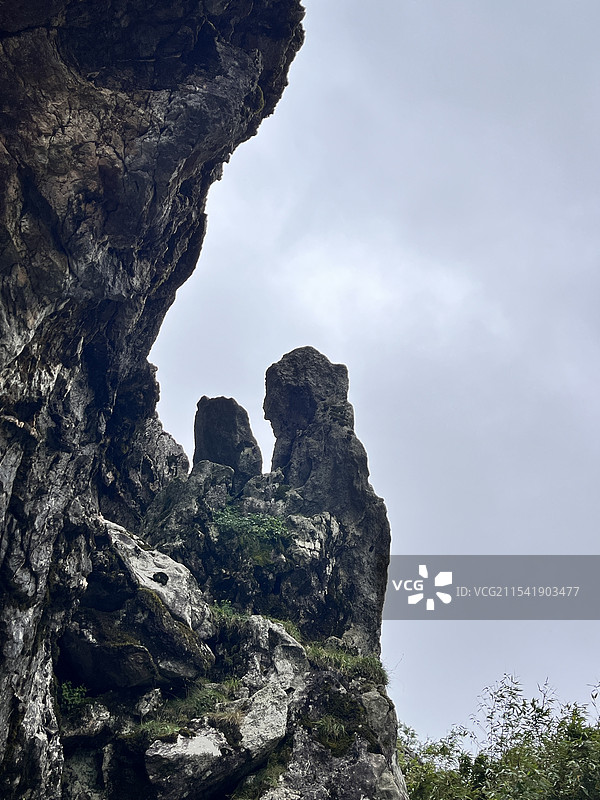 湖北 神农架 神农顶 板壁岩图片素材