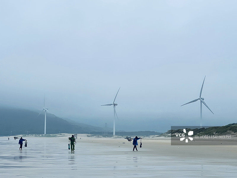 福建平潭岛，渔人归来图片素材