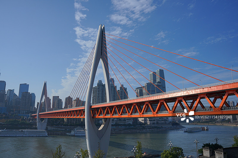 重庆的跨江大桥图片素材