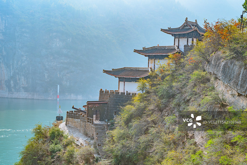 重庆奉节长江三峡之巅 赤甲楼图片素材