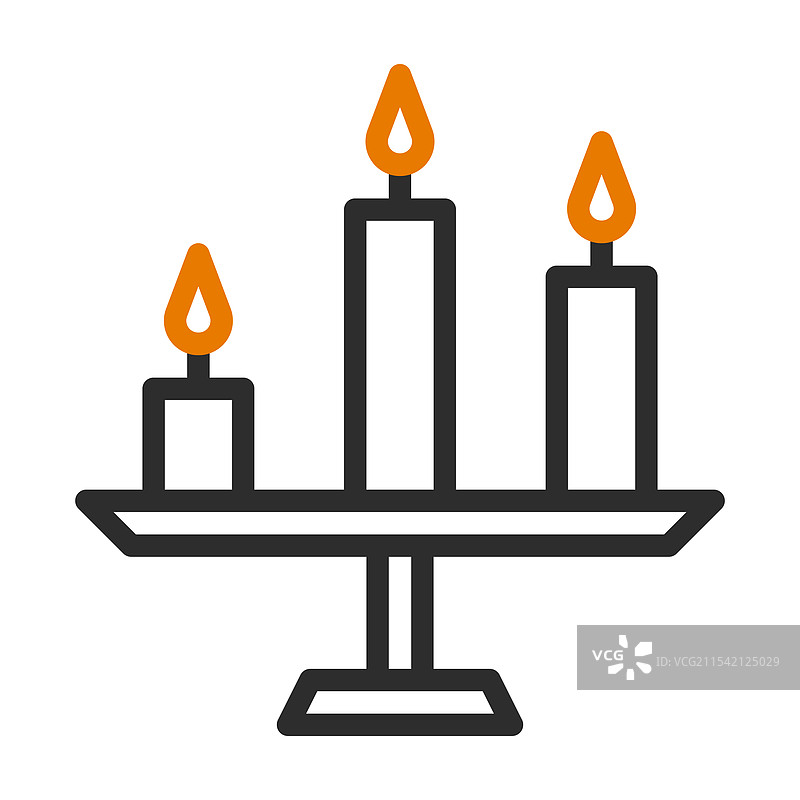 三支燃烧蜡烛的烛台概念图片素材