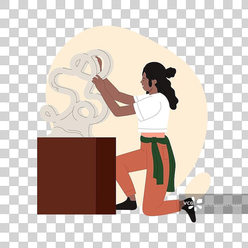 女人站在石雕像前面图片素材