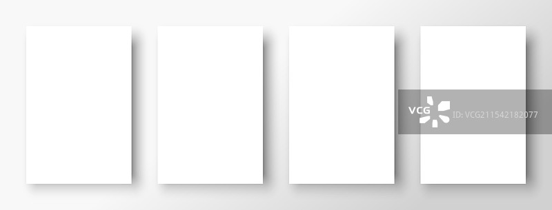 极简设计，四张白色卡片放在浅色背景上图片素材