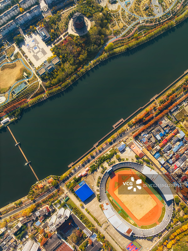 河南，信阳市，浉河河畔，地标建筑，茗阳阁，茶韵路，中原第一大阁楼，信阳市体育场，体育馆，秋季，航拍图片素材