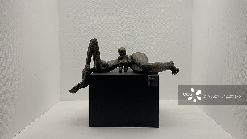 韩美林艺术馆 母与子图片素材