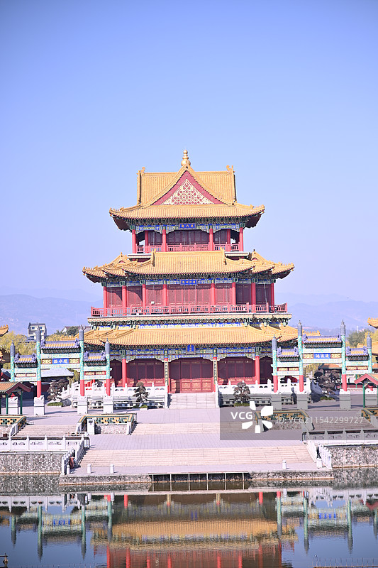 横店圆明新园夏苑蓬岛瑶台，福海图片素材