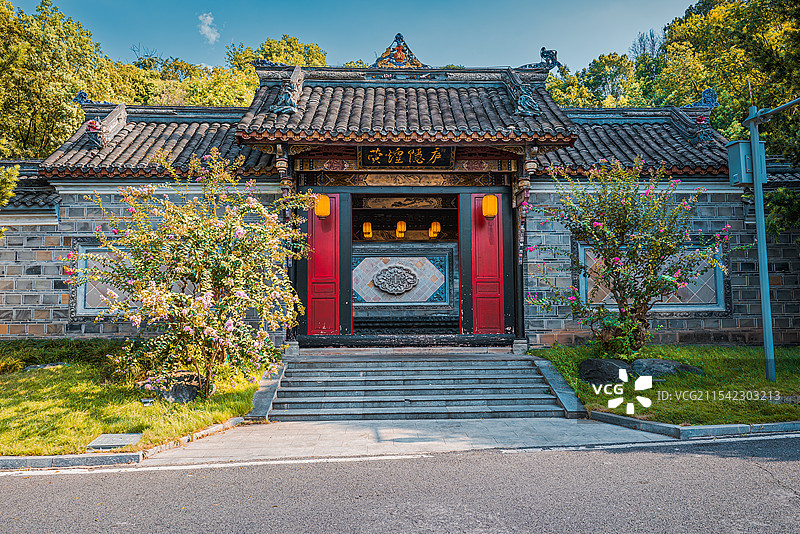 重庆秀湖公园内石牌坊局部特写图片素材