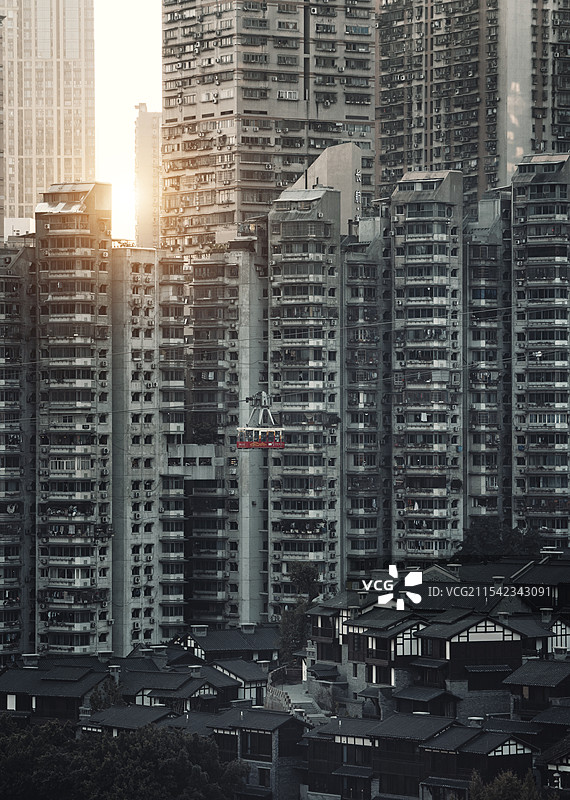 重庆长江索道穿行于山城都市之中图片素材