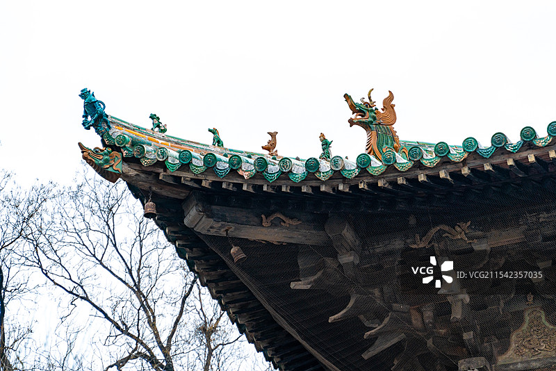 山西运城市芮城永乐宫龙虎殿飞檐上的脊兽和“四小短人”图片素材