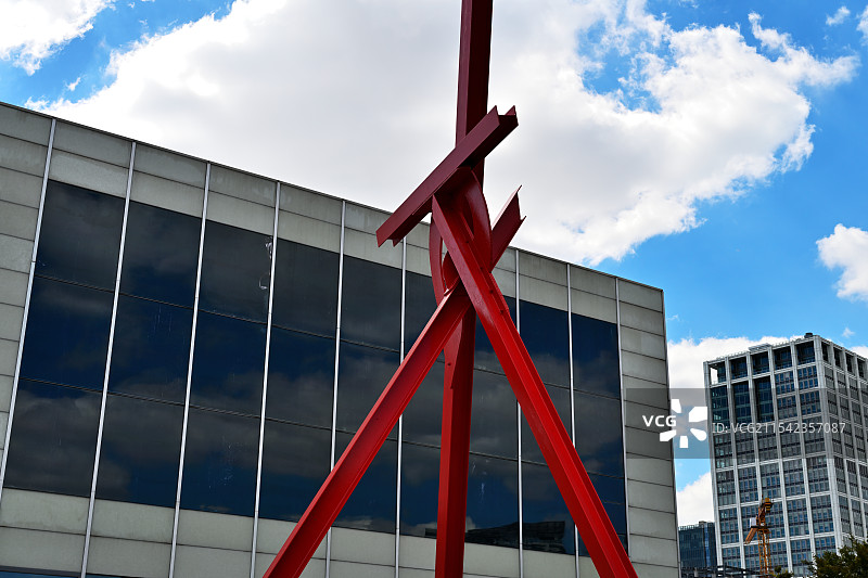 雕塑标志，西岸艺术中心图片素材