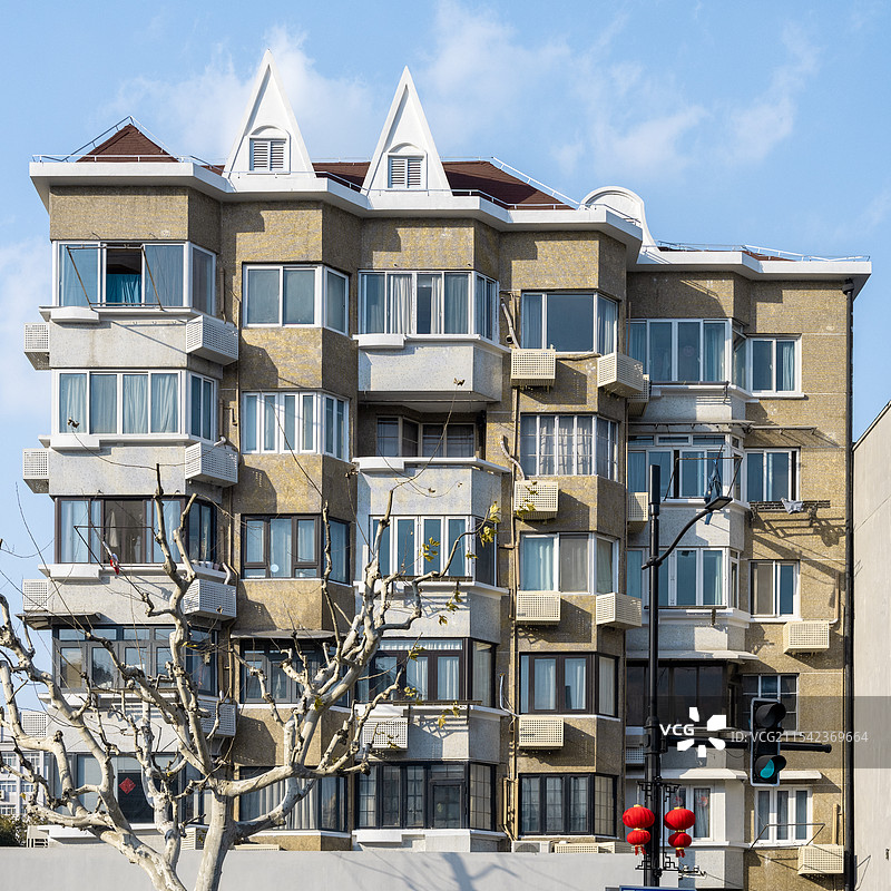 上海街道建筑外立面图片素材