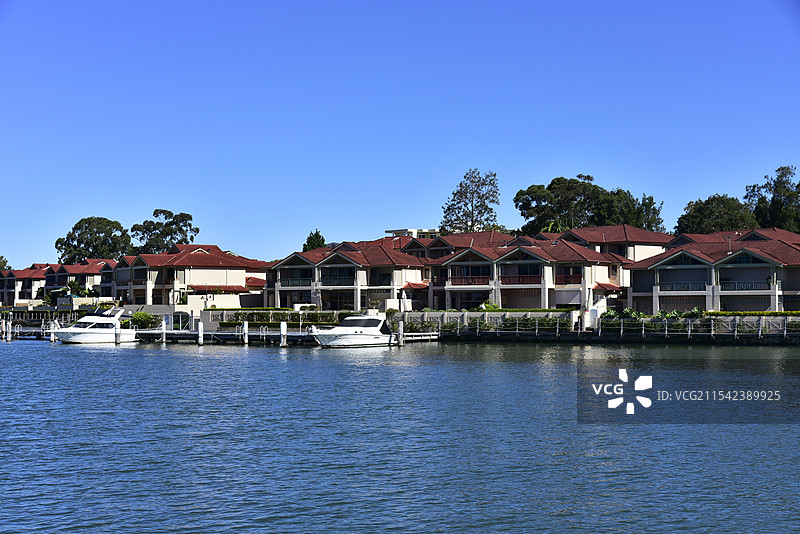 澳大利亚悉尼湾城市风光海边蓝天建筑房屋图片素材