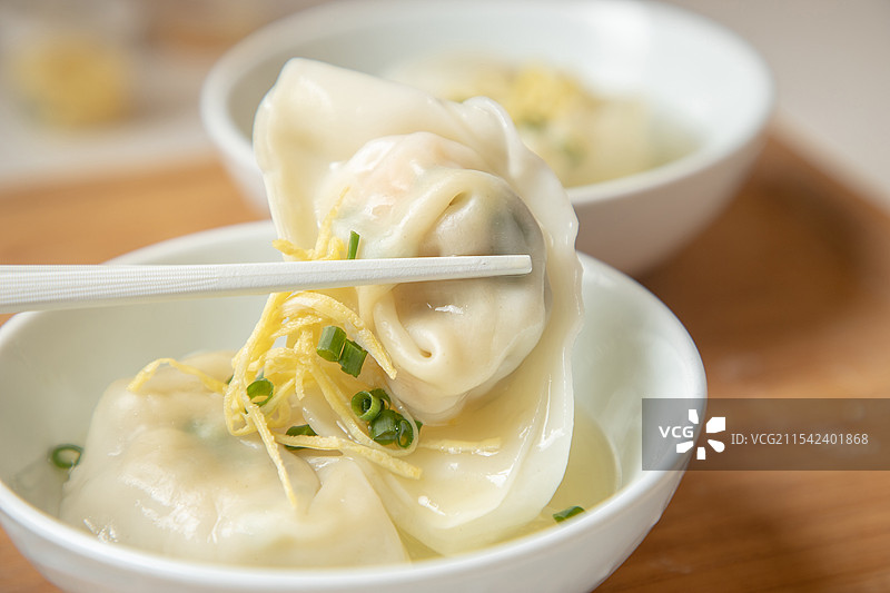 刀鱼馄饨大馄饨鱼鲜时令美味面食碳水饺子早餐图片素材