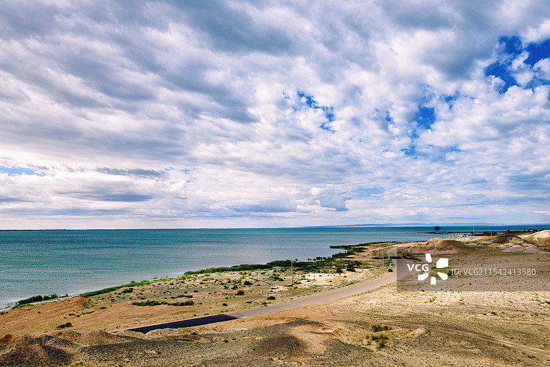 新疆博尔塔拉博斯腾湖风光图片素材