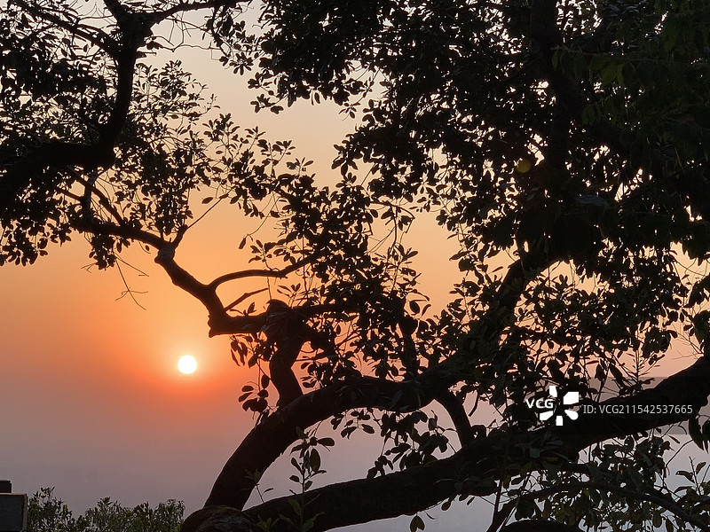 摩星岭的日落图片素材