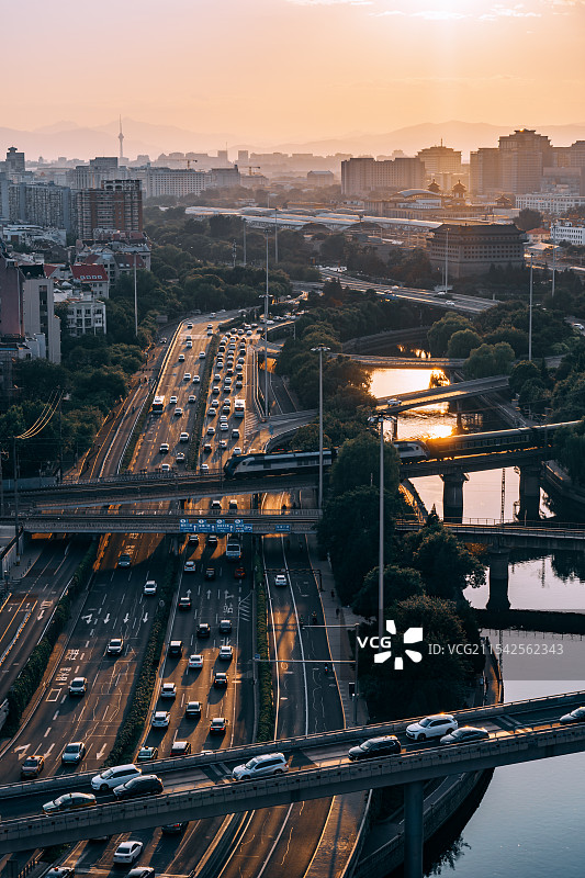 北京内城东南角楼护城河图片素材