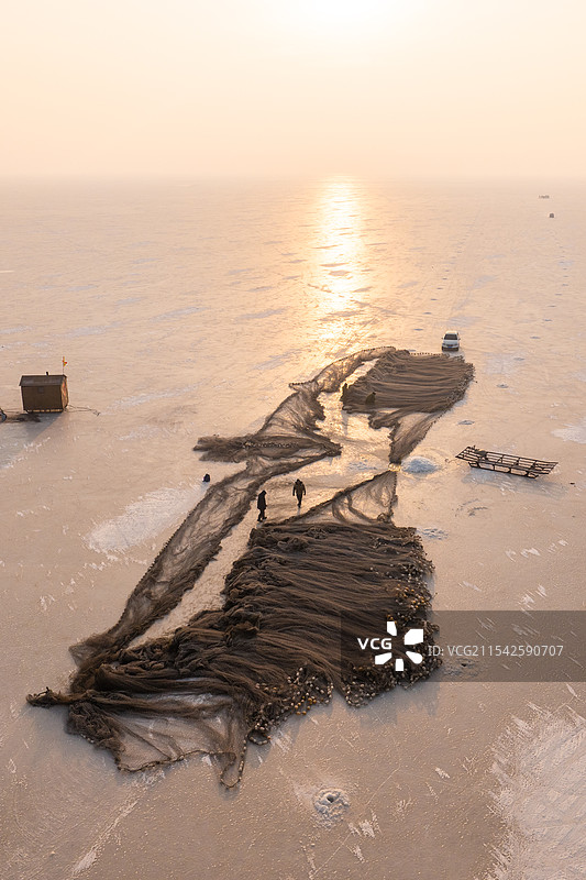航拍查干湖冬捕图片素材