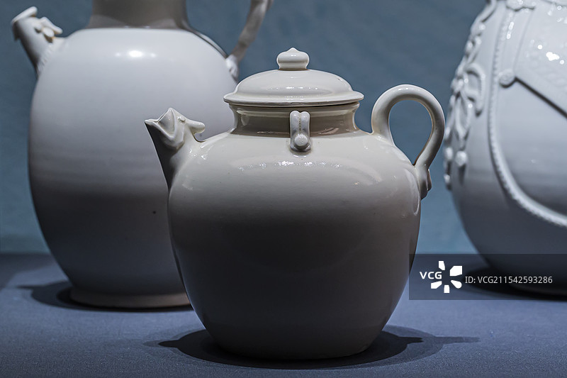 龙头流壶 邢窑图片素材