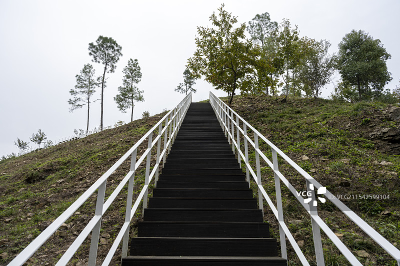 小山坡台阶楼梯景区风光图片素材