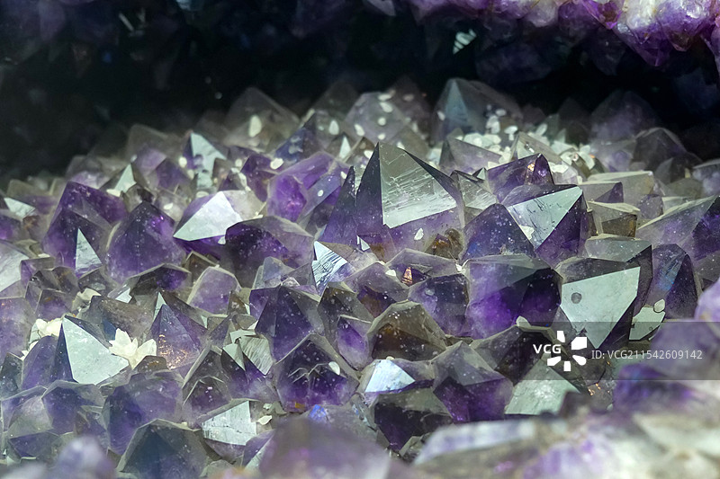 紫晶特写图片素材