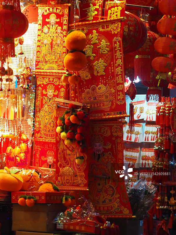 中国年对联灯笼新年气氛装饰红红火火广州一德路图片素材