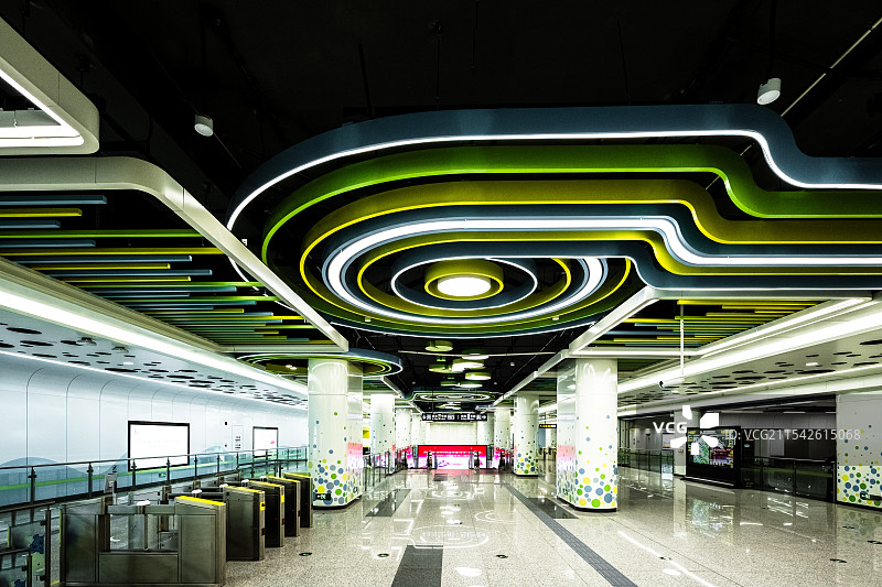 都市旋流，这里景色让城市更加精彩迷人，走过都不忘美好的日日时光。图片素材