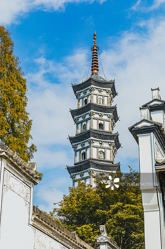 衢州府城，坐落于浙江省，是素有“围棋 仙境”“南孔 圣地”之称的衢州市，也是当地历代政治中心所在地。图片素材