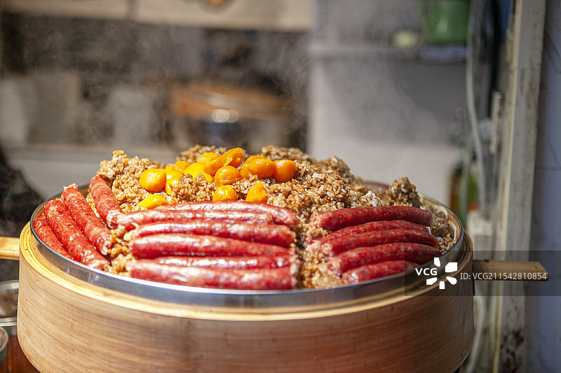 贵州名小吃，糯米饭，贵州糯米饭，香肠糯米饭，主食，米饭，米，小吃，成都建设路，建设路小吃，美食，美味图片素材