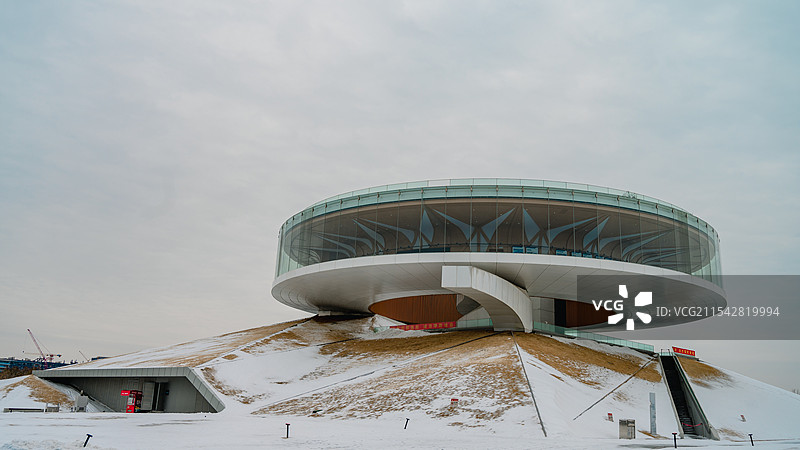 雪后的郑州黑川纪章纪念馆图片素材