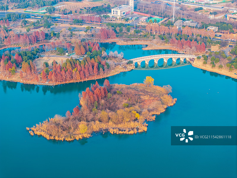 南京仙林湖秋色，江苏南京图片素材