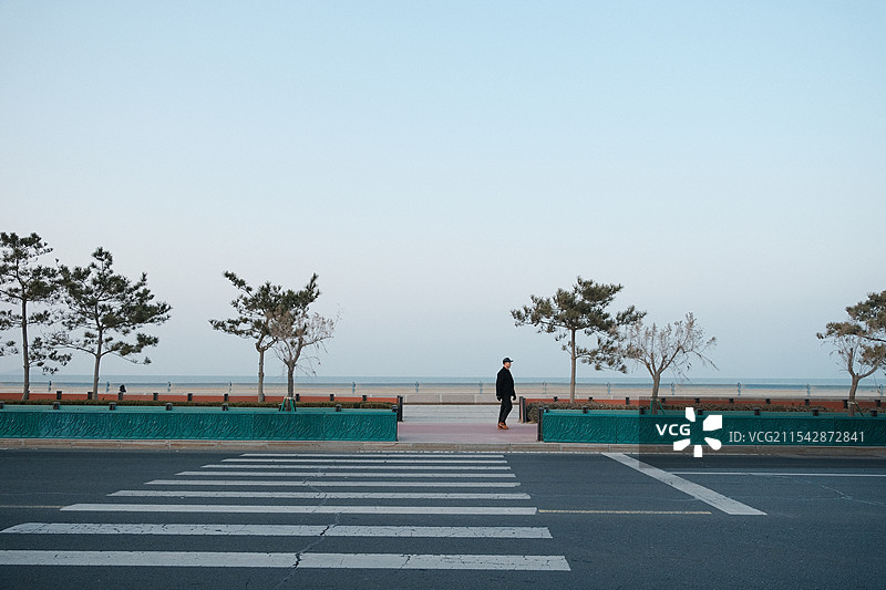 烟台金沙滩公园的落日图片素材