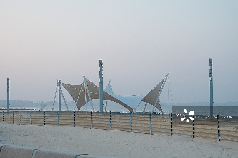 烟台金沙滩公园的落日图片素材