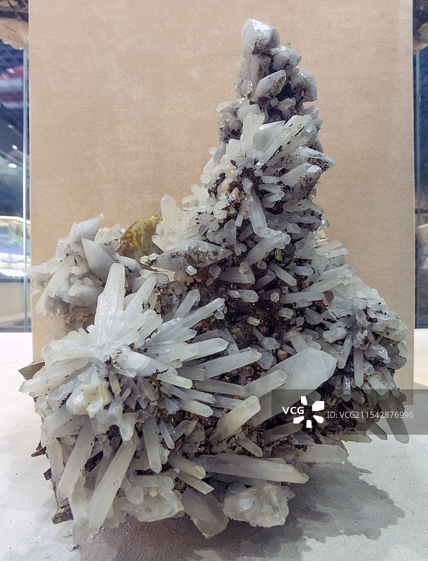 中国地质博物馆水晶白云石黄铁矿产地湖南耒阳图片素材