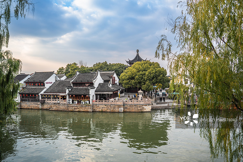 苏州古城 山塘街 七里山塘 小河 民居 江南图片素材