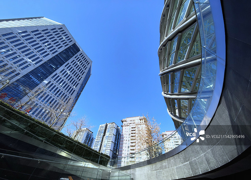 坐井观天图片素材