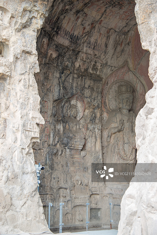 龙门石窟，是世界上造像最多、规模最大的石刻艺术宝库图片素材