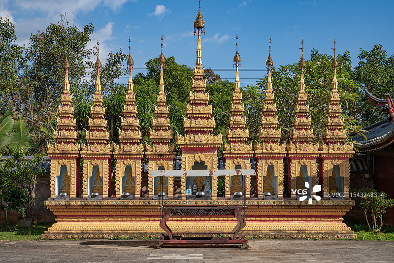 孟连总佛寺金塔林图片素材