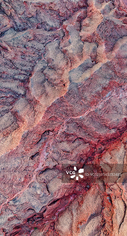 航拍竖画幅西北高原五彩山峰雄浑自然风光图片素材