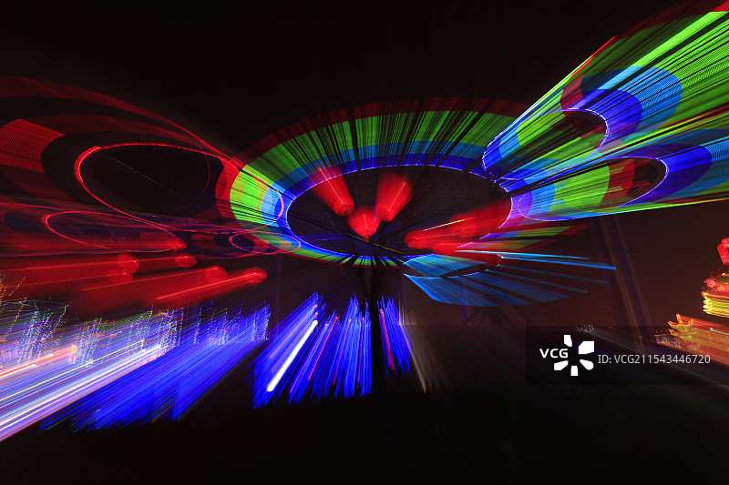 环形光影拉伸效果图片素材